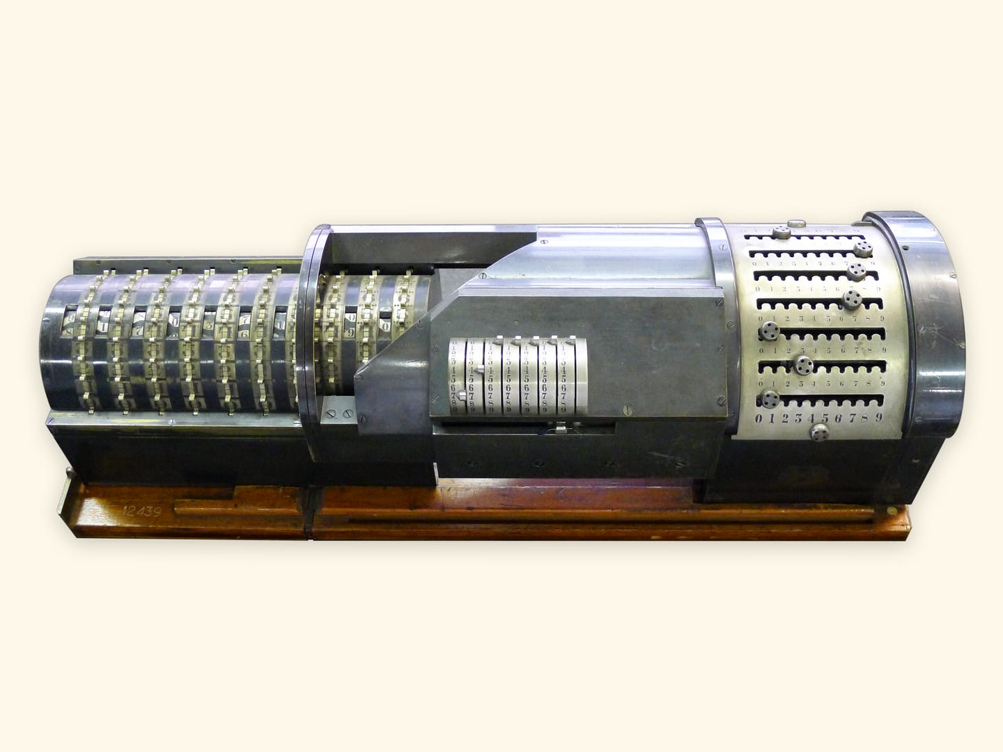 Mechanisms by P. L. Tchebyshev — Arithmometer. Second model with the multiplying attachment — Second model of the arithmometer and the attachment