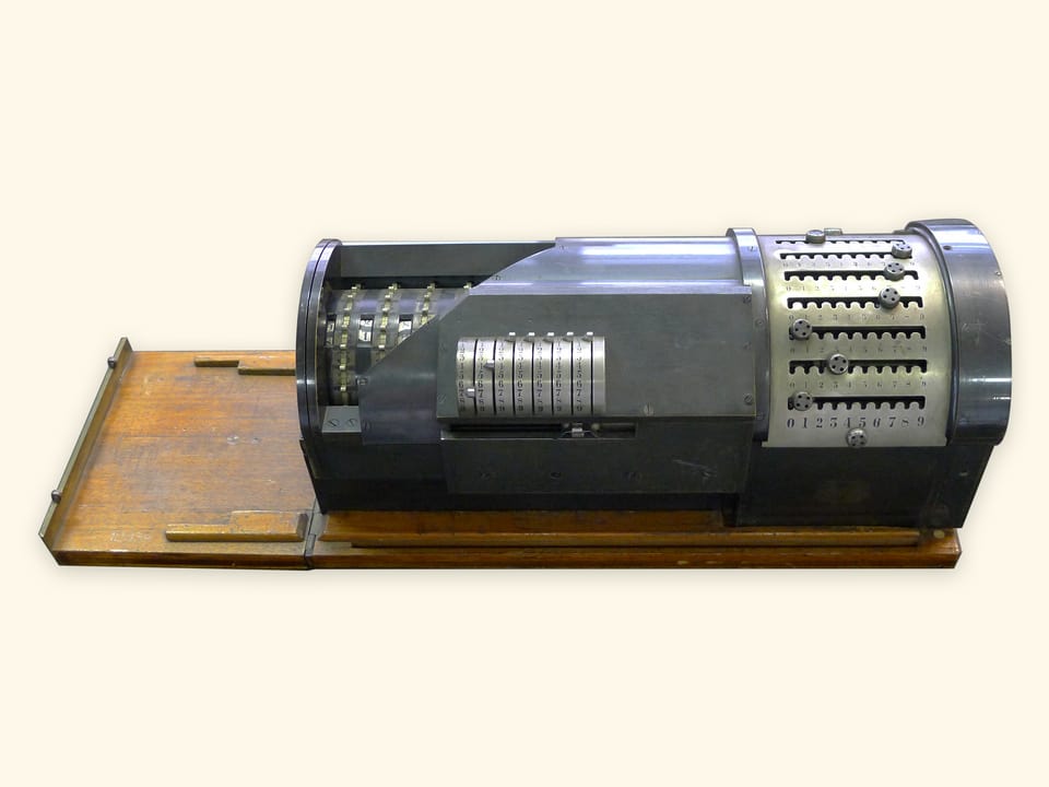 Mechanisms by P. L. Tchebyshev — Arithmometer. Second model with the multiplying attachment — Multiplying attachment. Model by Tchebyshev (CNAM)