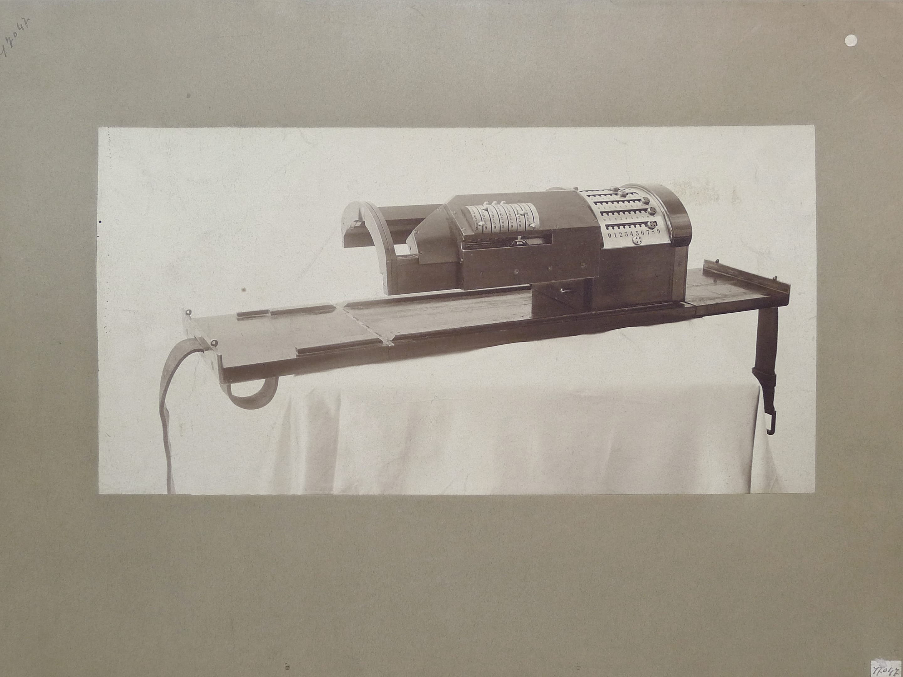 Archive photo of the multiplying attachment (CNAM)