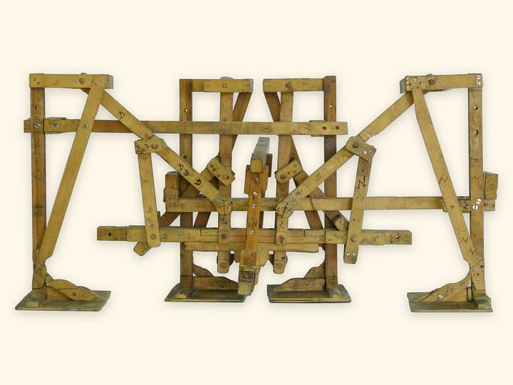 Mechanisms by P. L. Tchebyshev — Plantigrade machine — Second draft model by Tchebyshev (Museum of St. Petersburg University)